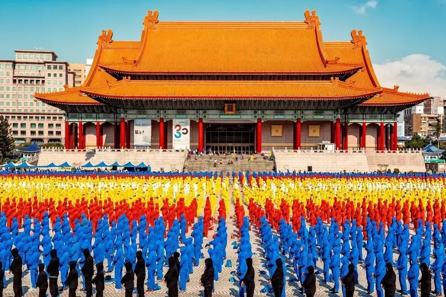 Fallun Dafa Gathering Taipei — photograph by José Luis Vílchez